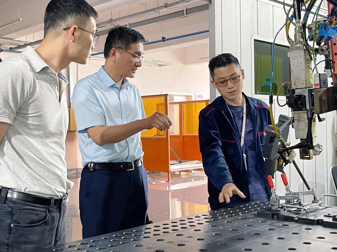 Warmly celebrate the cooperation between Jiangsu Beiren & Anhui University of Technology Warmly celebrate the cooperation between Jiangsu Beiren & Anhui University of Technology